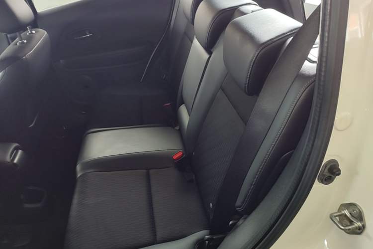 Used Honda Vezel 2019 1.5L CVT Pioneer Edition China V Left Rear Seat