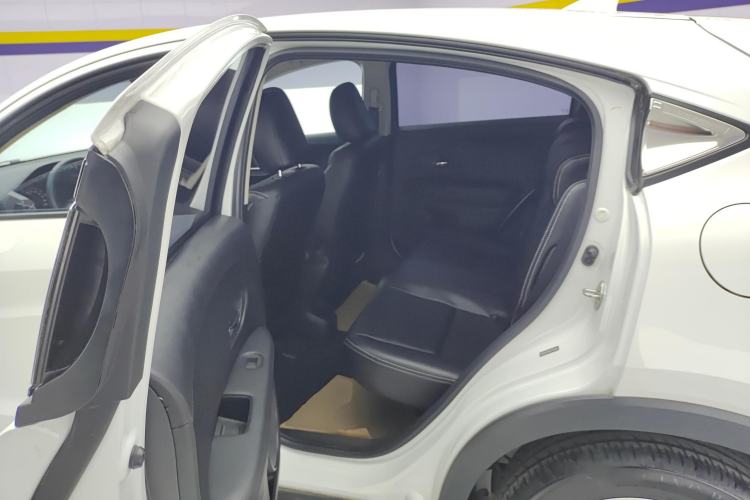 Used Honda Vezel 2019 220 TURBO CVT Elite Version China V Emission Standard Left Rear Seat