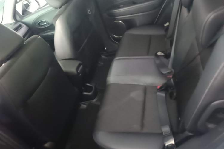Used Honda Vezel 2019 220 TURBO CVT Luxury Edition China VI Left Rear Seat