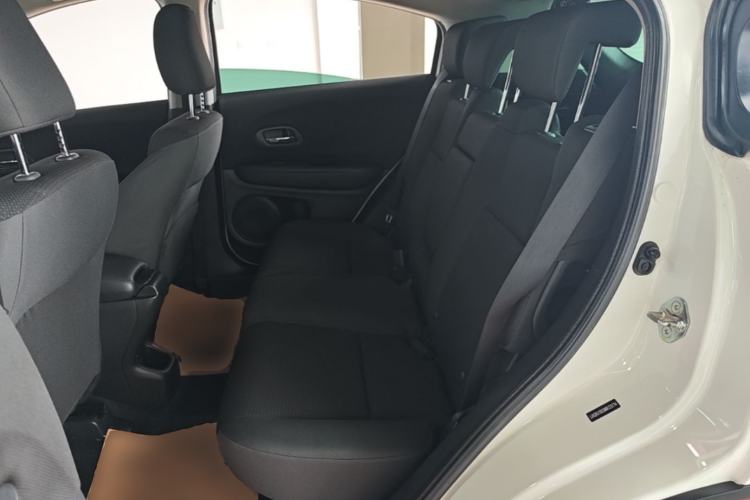 Used Honda Vezel 2019 220 TURBO CVT Luxury Edition China VI Left Rear Seat