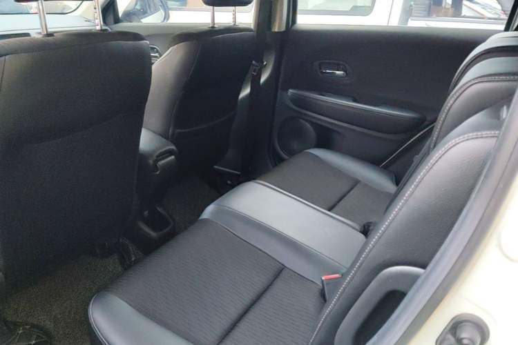 Used Honda Vezel 2019 1.5L CVT Pioneer Edition China V Left Rear Seat