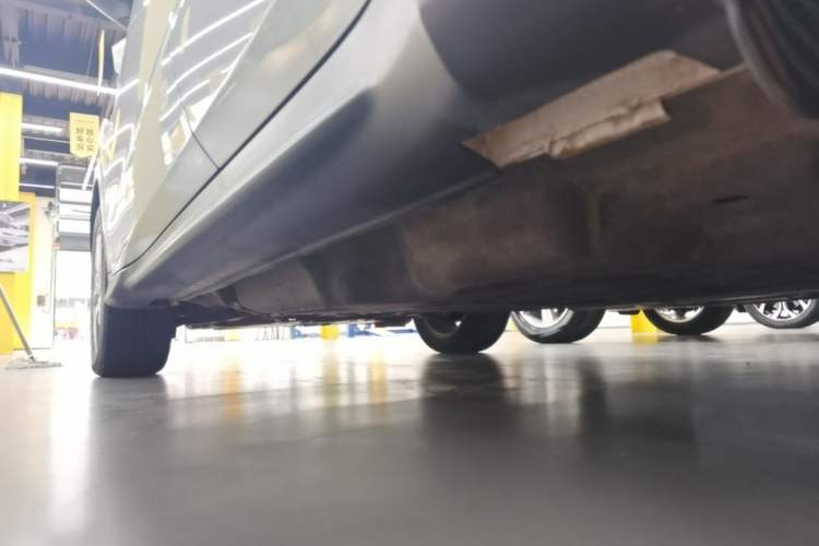 Used Honda Vezel 2019 220 TURBO CVT Elite Edition China VI Left Side Sill
