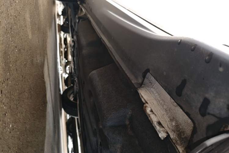 Used Honda Vezel 2019 220 TURBO CVT Luxury Edition China VI Left Side Sill