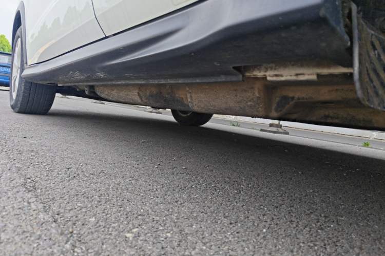 Used Honda Vezel 2019 1.5L CVT Pioneer Edition China VI Left Side Sill