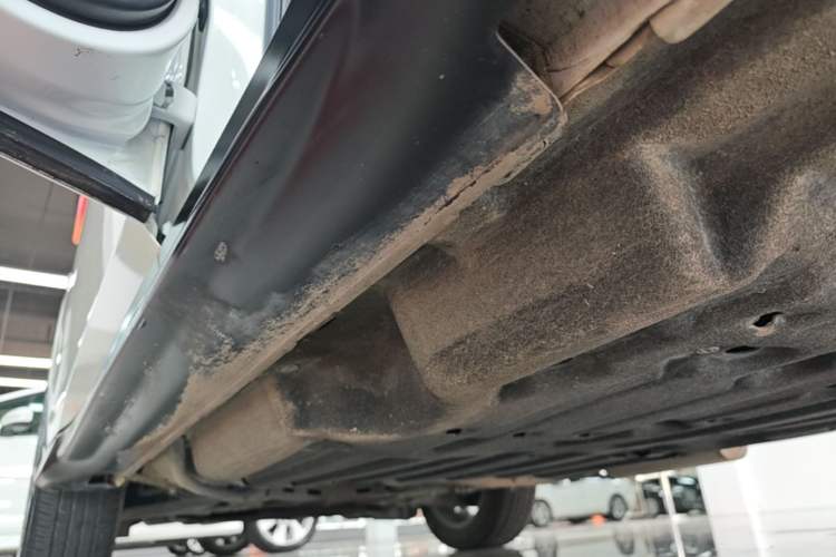 Used Honda Vezel 2019 220 TURBO CVT Luxury Edition China VI Left Side Sill