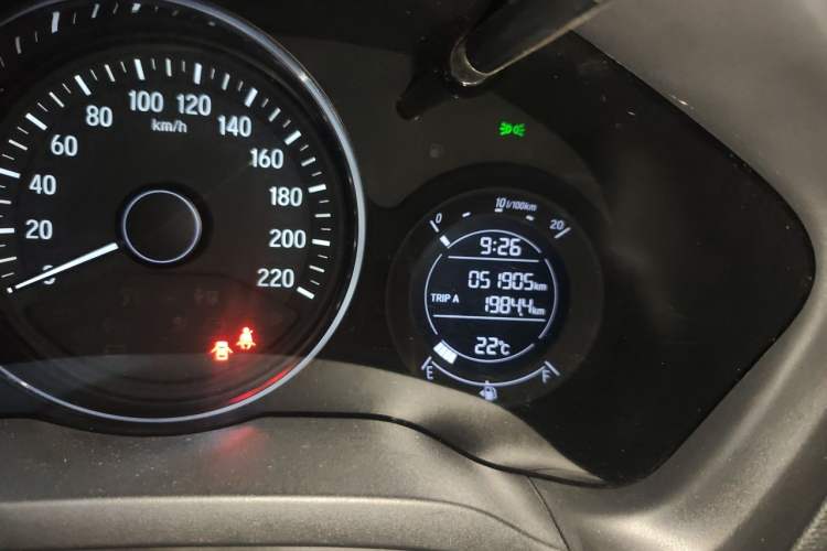Used Honda Vezel 2019 1.5L CVT Pioneer Edition China VI Odometer Close Up