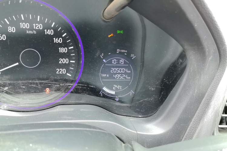 Used Honda Vezel 2019 220 TURBO CVT Luxury Edition China VI Odometer Close Up