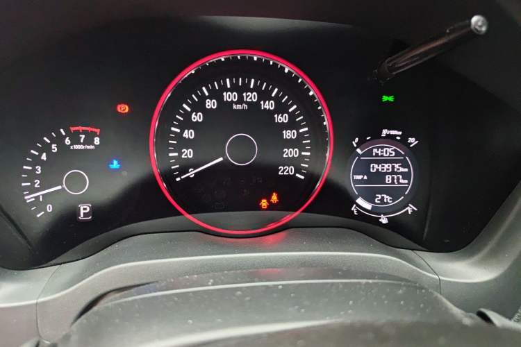 Used Honda Vezel 2019 220 TURBO CVT Luxury Edition China VI Odometer Close Up