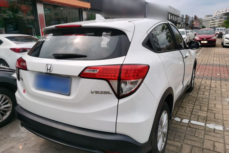 Used Honda Vezel 2019 1.5L CVT Pioneer Edition China VI Rear Right 45 Deg