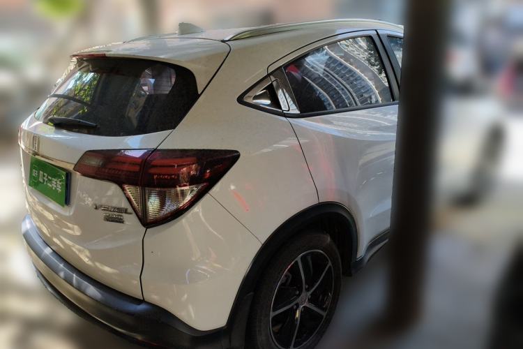 Used Honda Vezel 2019 220 TURBO CVT Luxury Edition China VI Rear Right 45 Deg