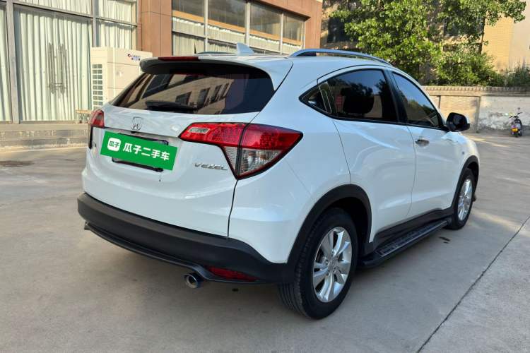 Used Honda Vezel 2019 1.5L CVT Pioneer Edition China VI Rear Right 45 Deg