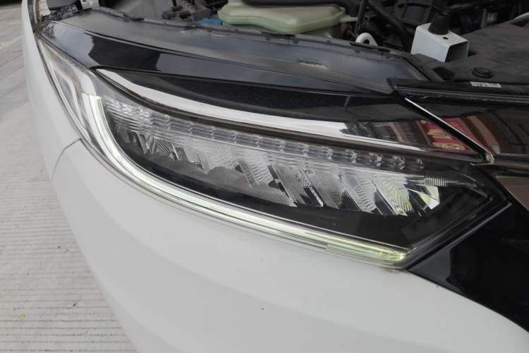 Used Honda Vezel 2019 220 TURBO CVT Luxury Edition China V Emission Standard Right Front Headlight