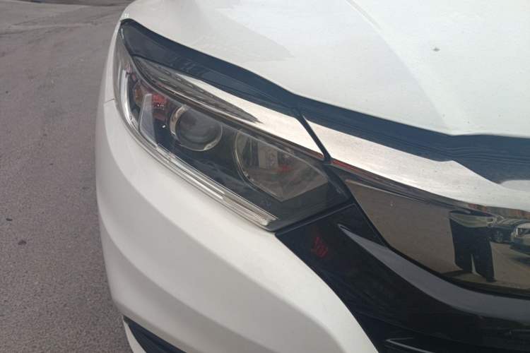 Used Honda Vezel 2019 220 TURBO CVT Elite Version China V Emission Standard Right Front Headlight