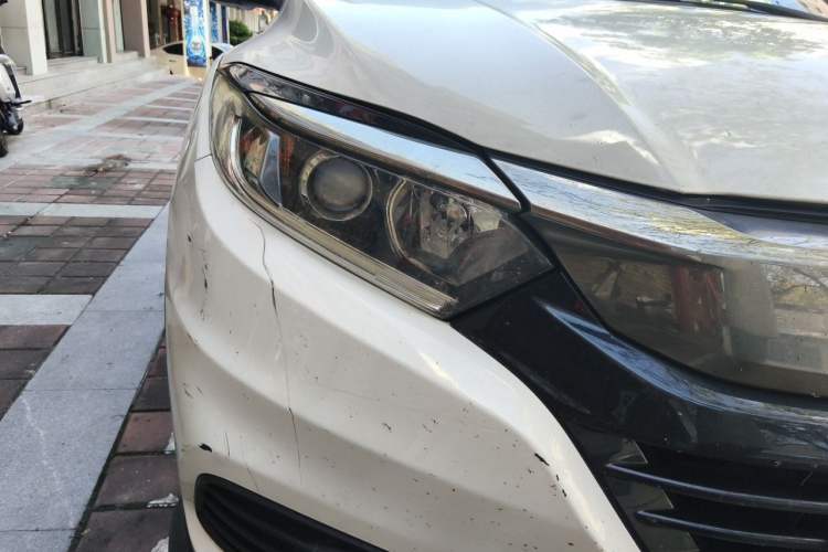 Used Honda Vezel 2019 1.5L CVT Pioneer Edition China V Right Front Headlight