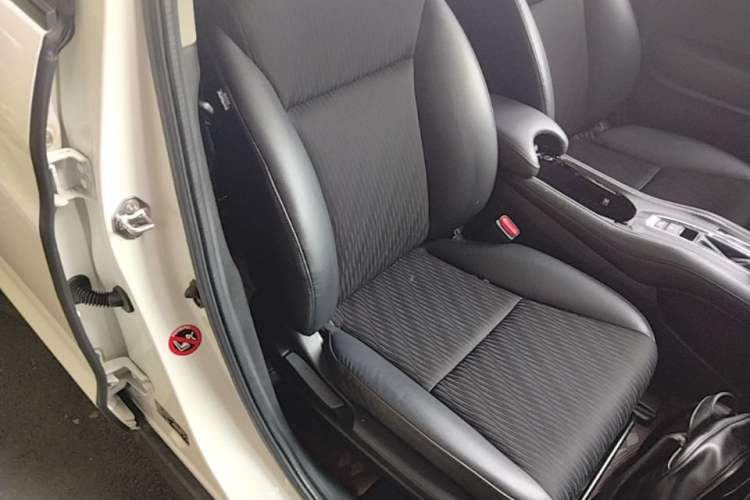 Used Honda Vezel 2019 1.5L CVT Pioneer Edition China VI Right Front Seat