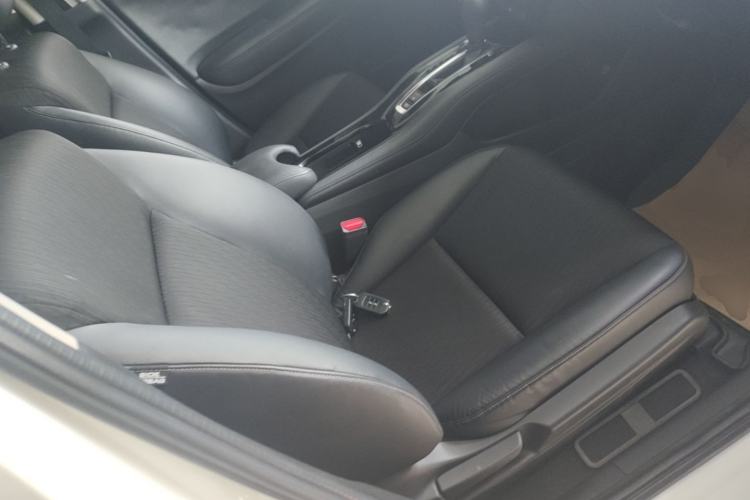 Used Honda Vezel 2019 1.5L CVT Pioneer Edition China VI Right Front Seat