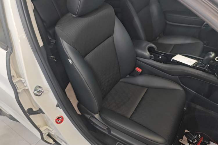 Used Honda Vezel 2019 1.5L CVT Pioneer Edition China VI Right Front Seat