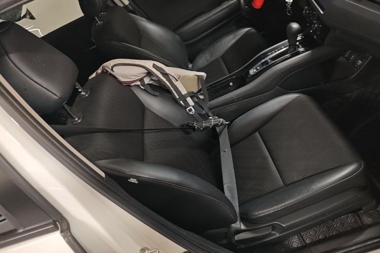 Used Honda Vezel 2019 1.5L CVT Pioneer Edition China VI Right Front Seat