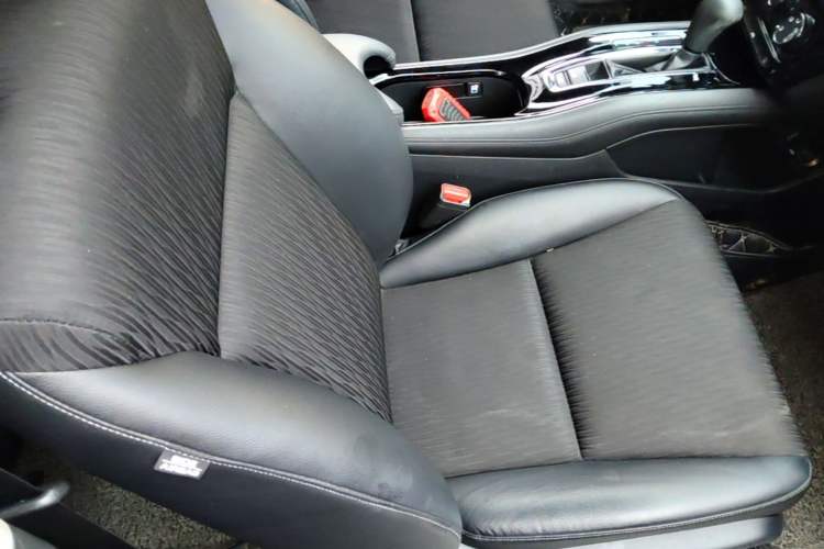 Used Honda Vezel 2019 1.5L CVT Pioneer Edition China V Right Front Seat