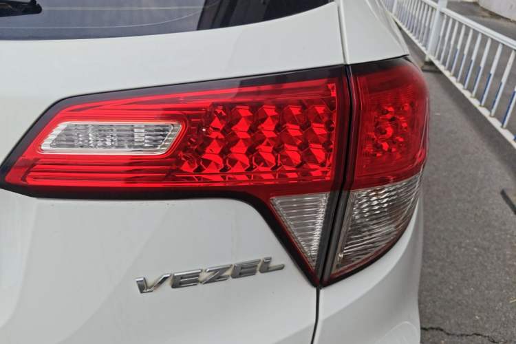 Used Honda Vezel 2019 1.5L CVT Pioneer Edition China VI Right Rear Taillight