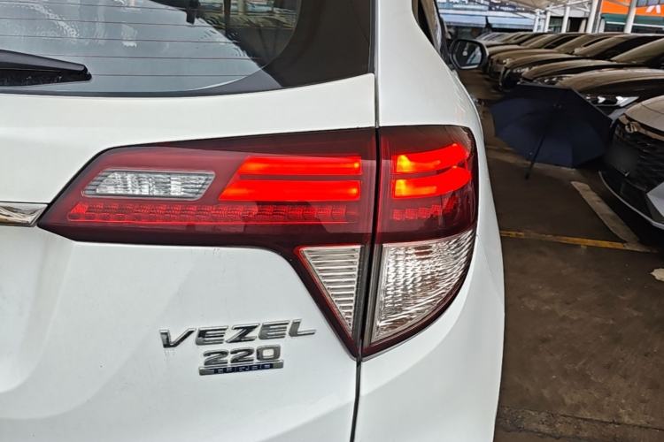 Used Honda Vezel 2019 220 TURBO CVT Luxury Edition China VI Right Rear Taillight