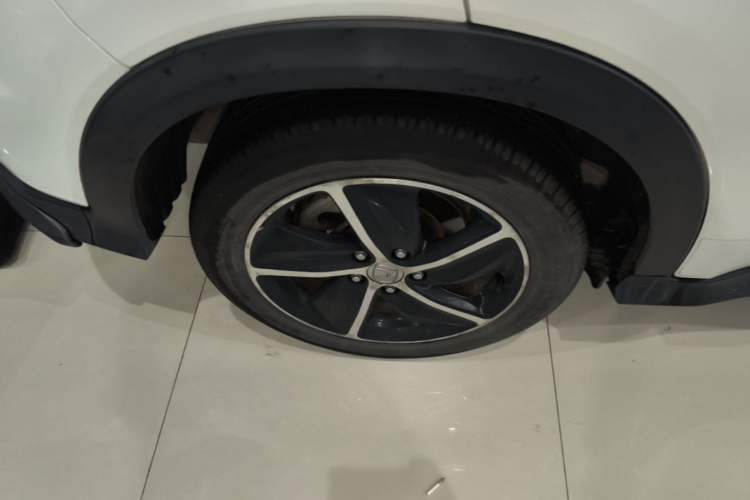 Used Honda Vezel 2019 1.5L CVT Luxury Model China VI Right Rear Wheel Hub