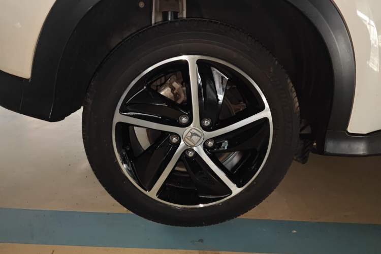 Used Honda Vezel 2019 1.5L CVT Luxury Model China VI Right Rear Wheel Hub