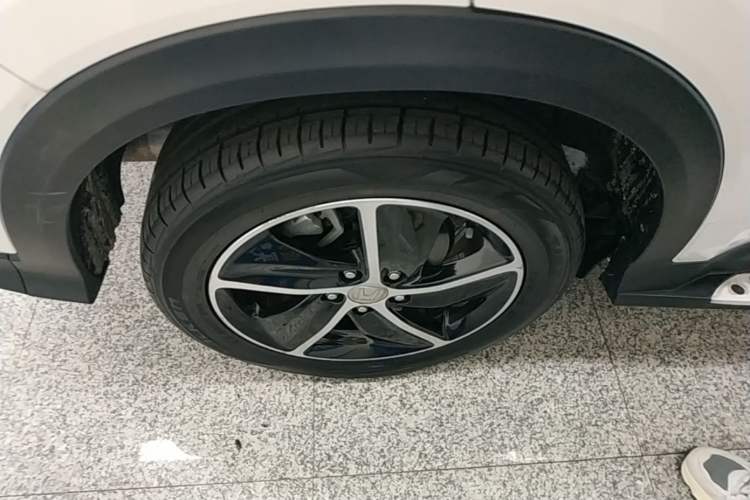 Used Honda Vezel 2019 1.5L CVT Luxury Model China VI Right Rear Wheel Hub