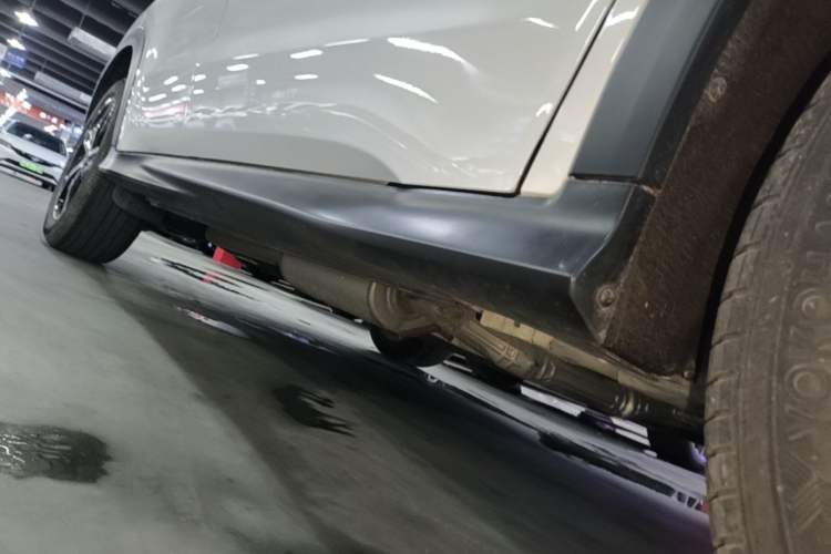 Used Honda Vezel 2019 220 TURBO CVT Luxury Edition China VI Right Side Sill