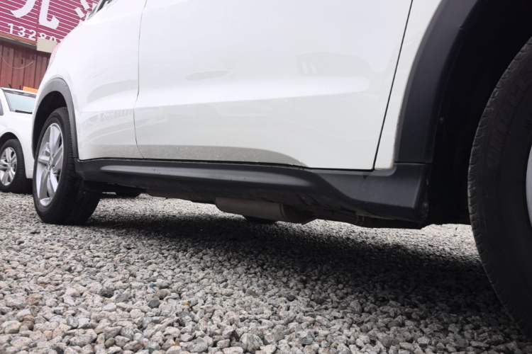 Used Honda Vezel 2019 220 TURBO CVT Elite Edition China VI Right Side Sill