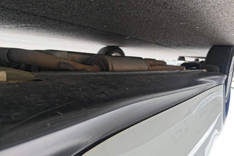 Used Honda Vezel 2019 1.5L CVT Pioneer Edition China VI Right Side Sill