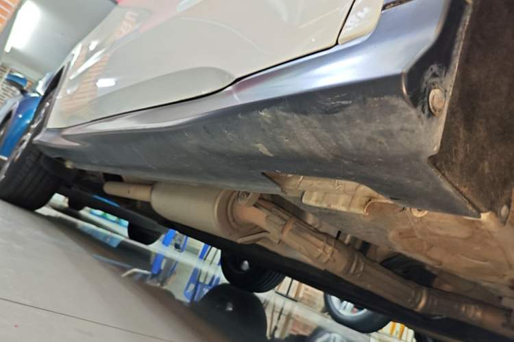 Used Honda Vezel 2019 220 TURBO CVT Elite Version China V Emission Standard Right Side Sill
