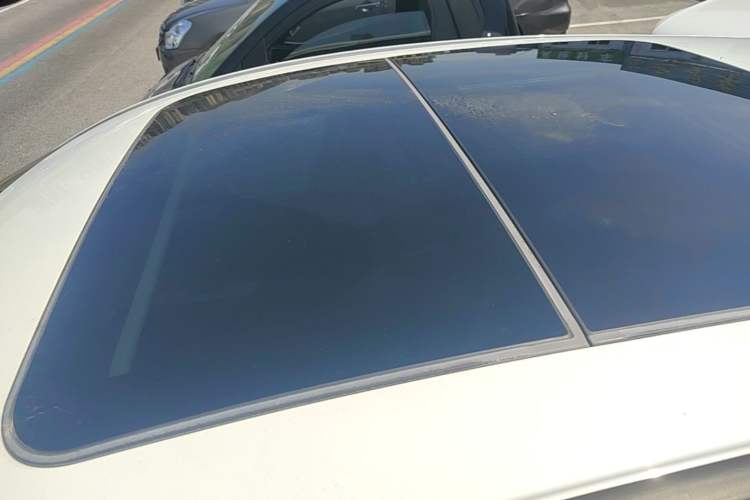 Used Honda Vezel 2019 1.5L CVT Luxury Model China V Roof