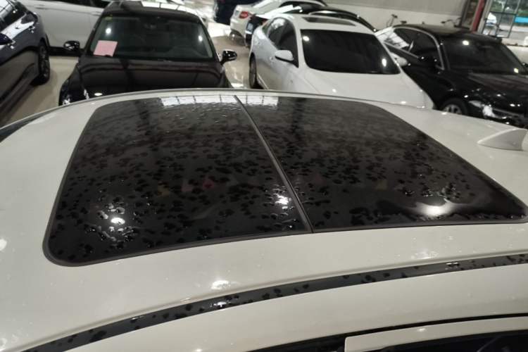 Used Honda Vezel 2019 1.5L CVT Luxury Model China VI Roof
