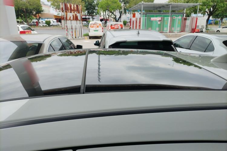 Used Honda Vezel 2019 220 TURBO CVT Luxury Edition China VI Roof