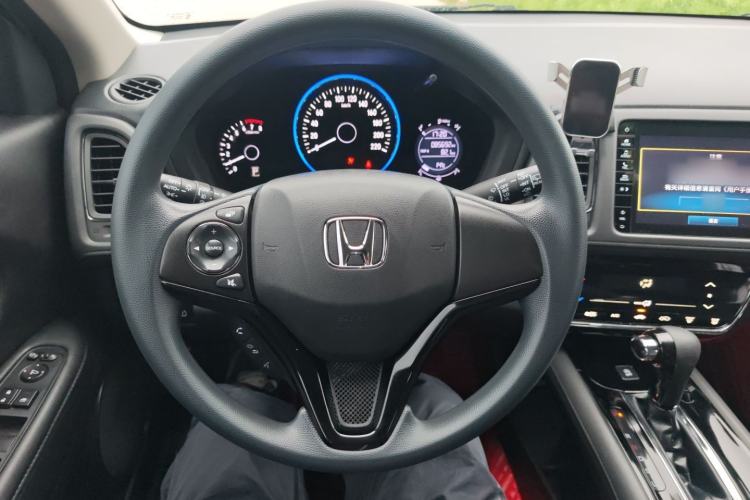 Used Honda Vezel 2019 220 TURBO CVT Elite Edition China VI Steering Wheel