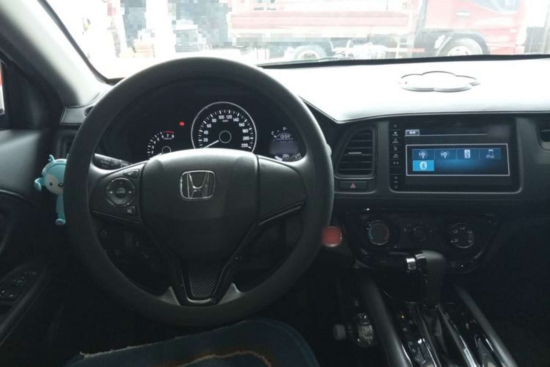 Used Honda Vezel 2019 1.5L CVT Luxury Model China VI Steering Wheel