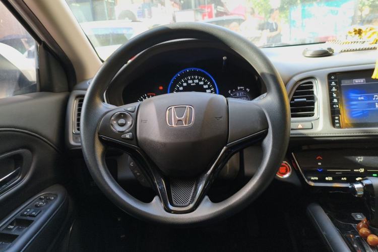 Used Honda Vezel 2019 220 TURBO CVT Luxury Edition China VI Steering Wheel