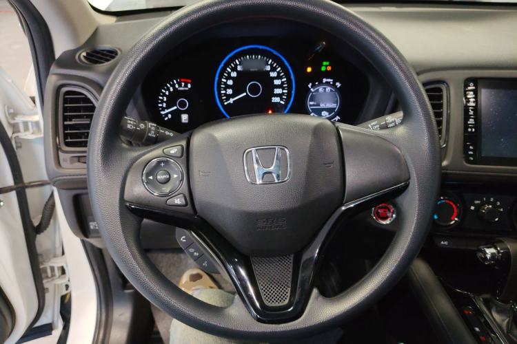 Used Honda Vezel 2019 1.5L CVT Luxury Model China V Steering Wheel
