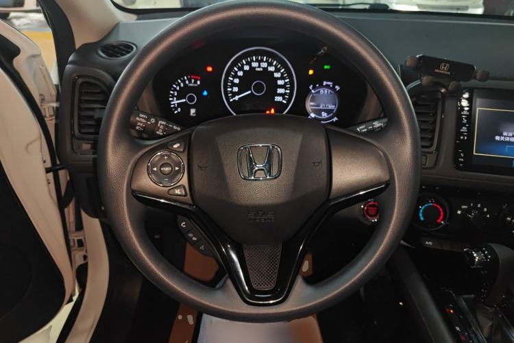 Used Honda Vezel 2019 1.5L CVT Luxury Model China VI Steering Wheel