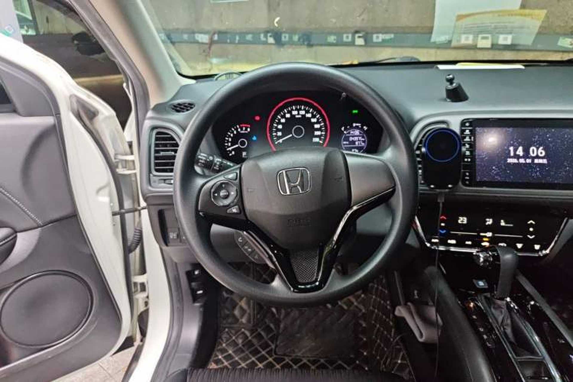 Used Honda Vezel 2019 220 TURBO CVT Luxury Edition China VI Steering Wheel