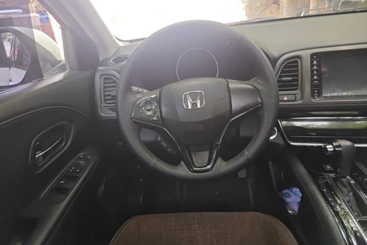 Used Honda Vezel 2019 220 TURBO CVT Luxury Edition China VI Steering Wheel