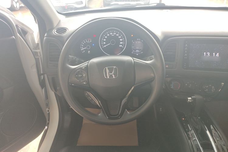 Used Honda Vezel 2019 1.5L CVT Luxury Model China VI Steering Wheel