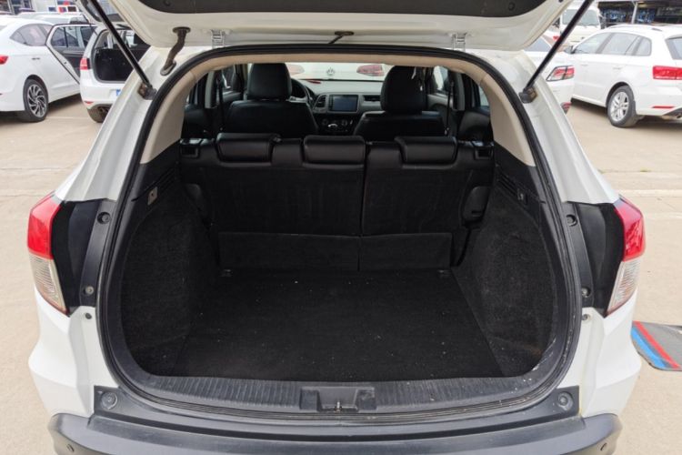 Used Honda Vezel 2019 1.5L CVT Pioneer Edition China VI Trunk