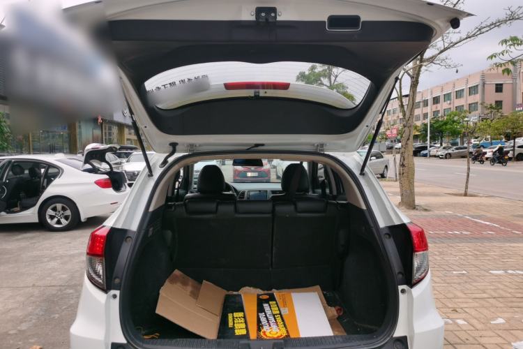 Used Honda Vezel 2019 1.5L CVT Pioneer Edition China VI Trunk