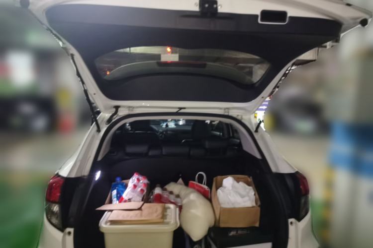 Used Honda Vezel 2019 220 TURBO CVT Elite Edition China VI Trunk