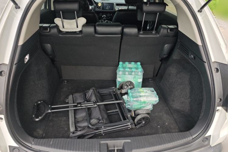 Used Honda Vezel 2019 1.5L CVT Pioneer Edition China VI Trunk