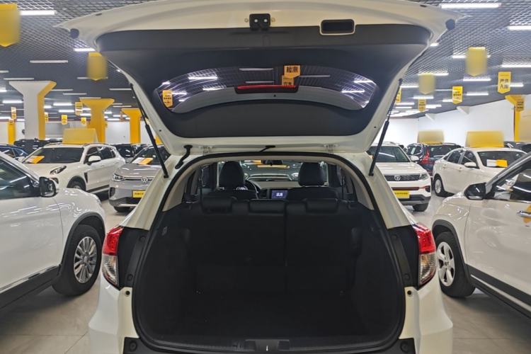 Used Honda Vezel 2019 1.5L CVT Pioneer Edition China VI Trunk