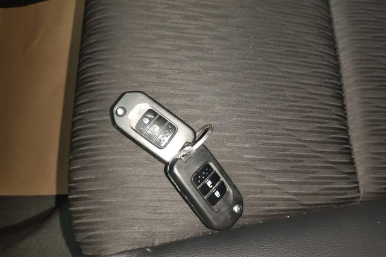 Used Honda Vezel 2019 1.5L CVT Pioneer Edition China VI Vehicle Key