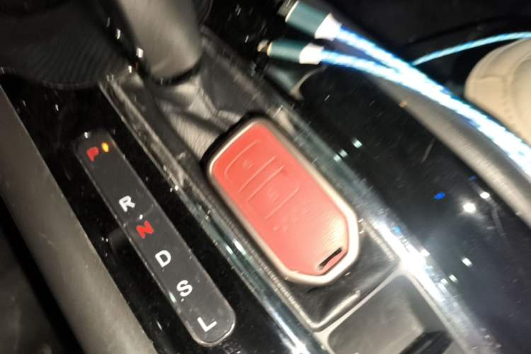 Used Honda Vezel 2019 1.5L CVT Luxury Model China VI Vehicle Key
